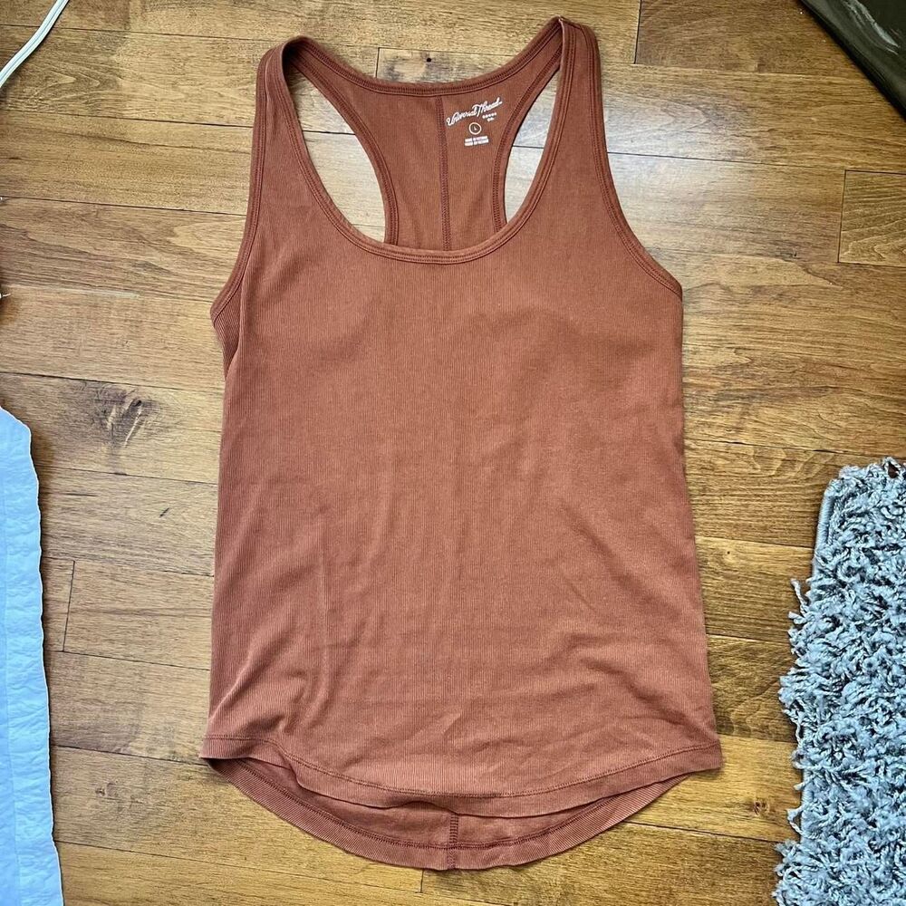 Universal Thread Tank Top - Picture 3 of 4